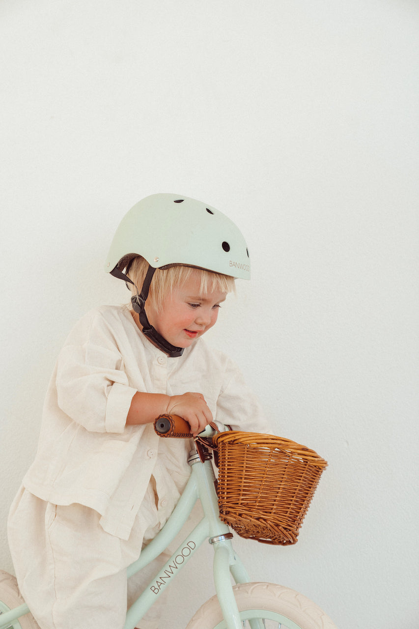 Bērnu drošības ķivere, Classic Helmet, Matte Pale Mint, Banwood, BW-HELMET-MINT