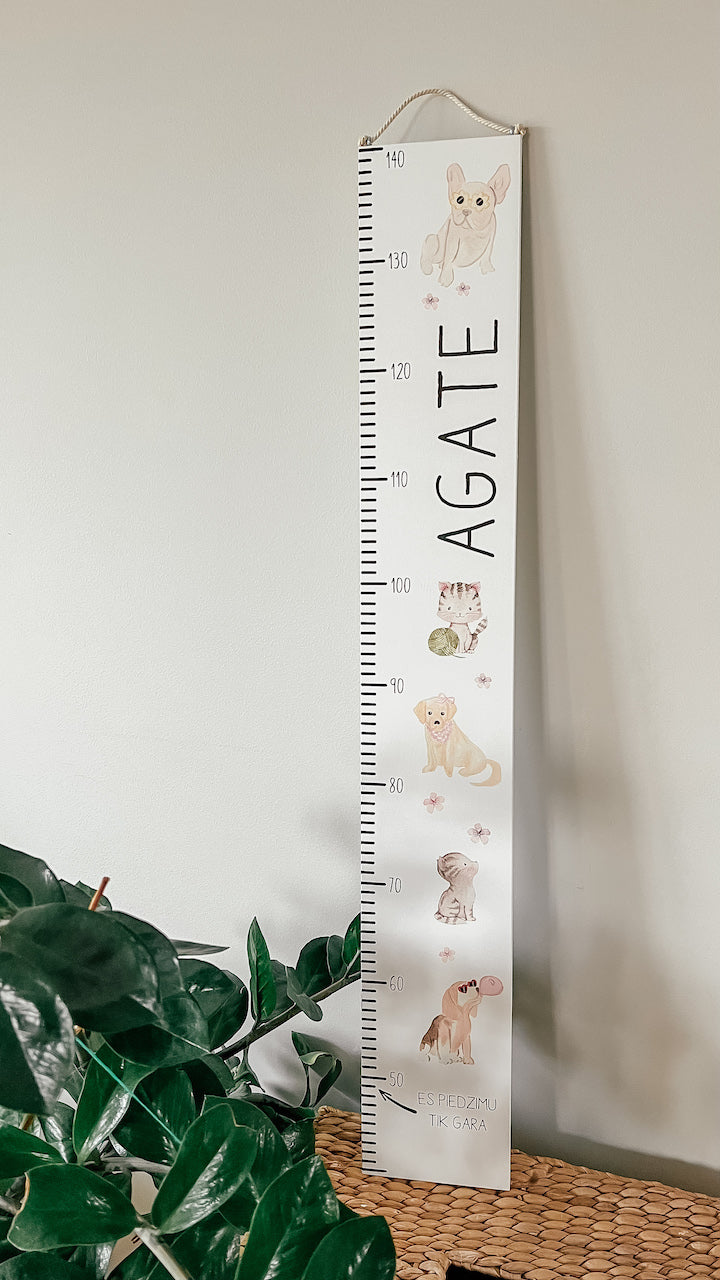 Suņi un kaķi - Personalizēts bērna auguma metramērs - krāsains