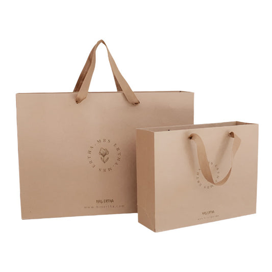 Mrs.Ertha dāvanu maisiņš L, Gift Bag Large, 40x28x12 cm