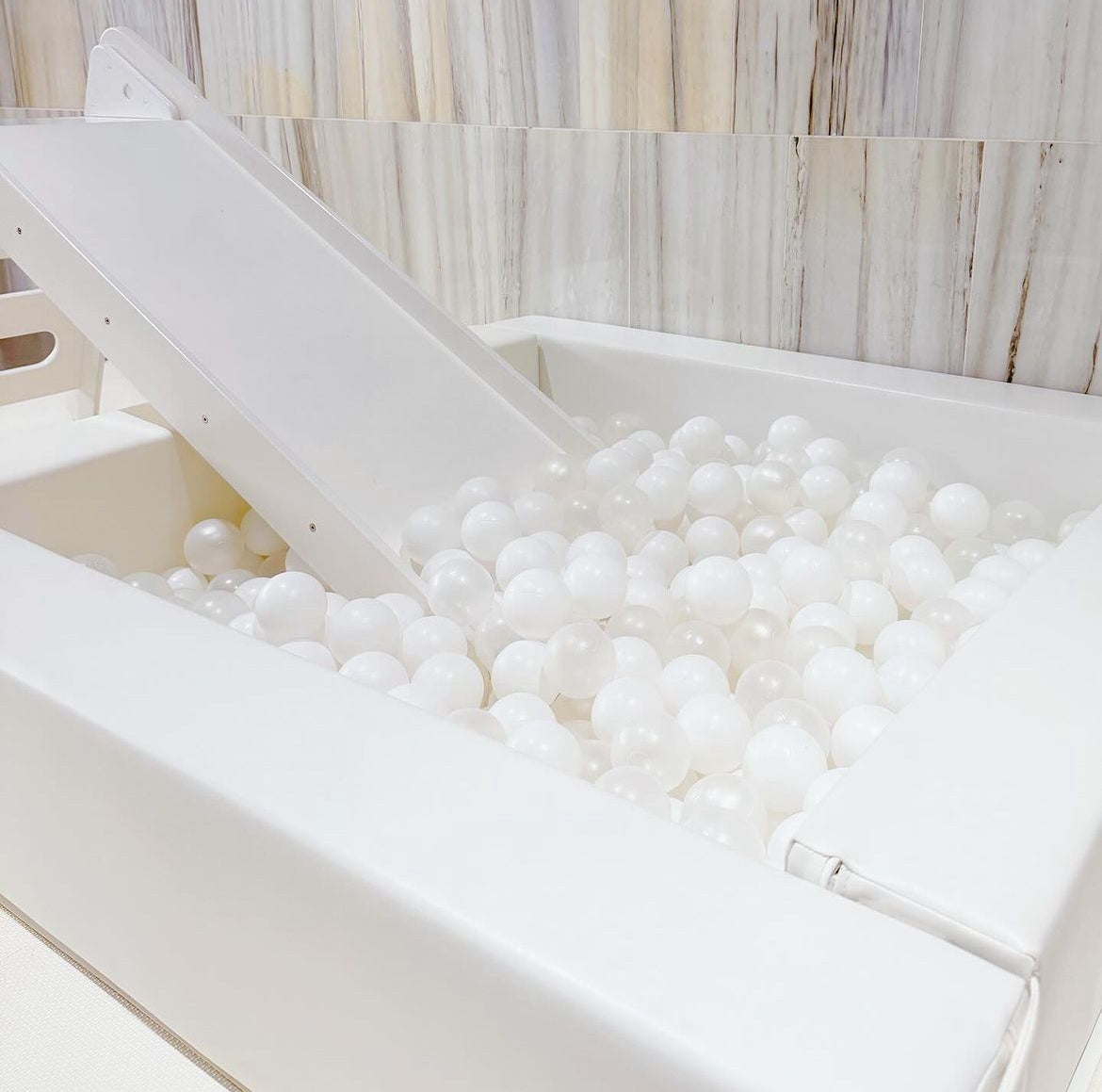 Bumbu baseins, Ball Pit Play Heaven, IGLU - balts, BALL_PI_04_5