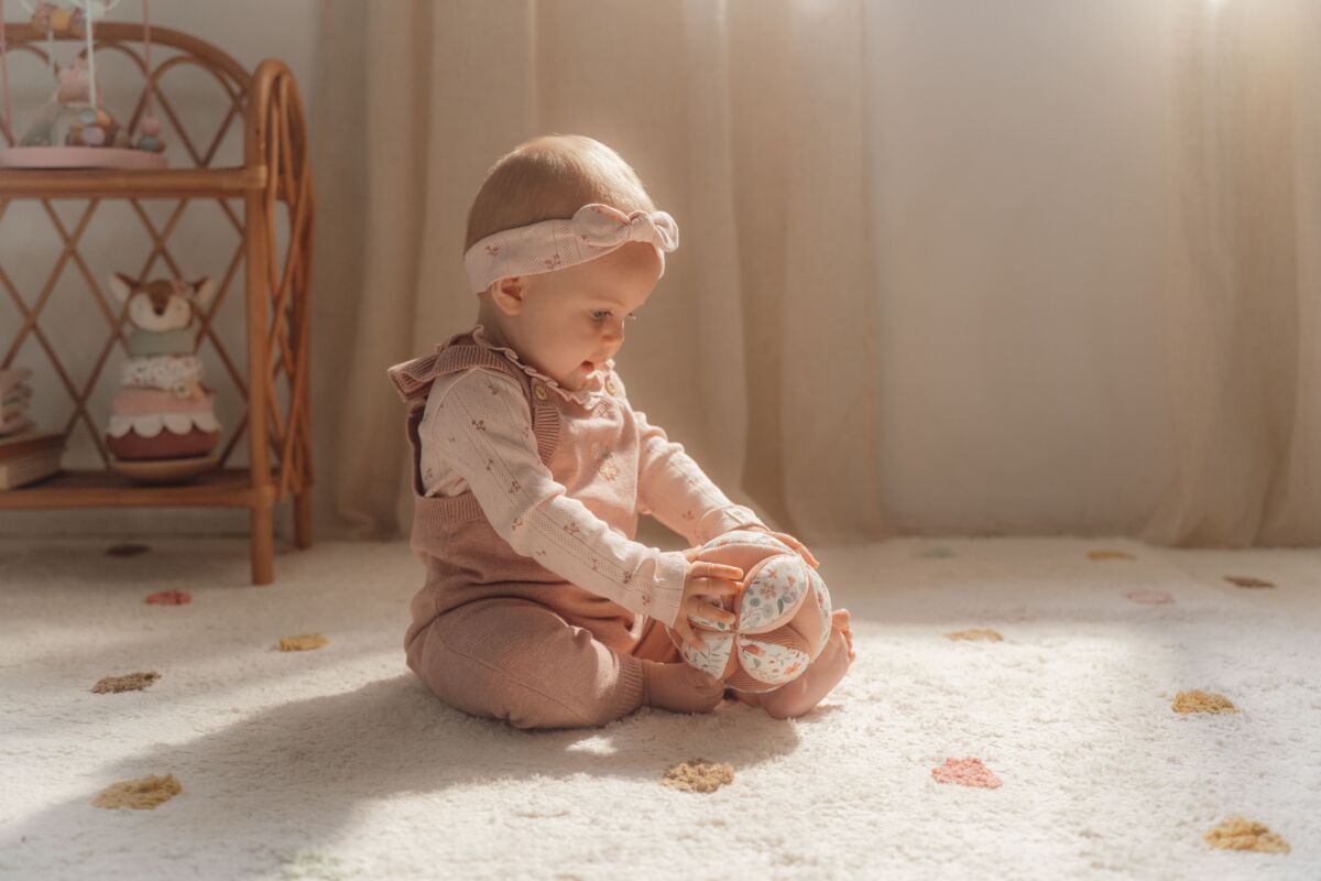 Mīkstā bumba satvērienam Gripping Ball Fairy Garden, Little Dutch