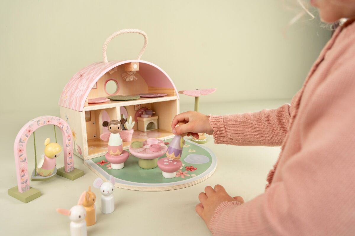 Pārnēsājama leļļu māja Fairy Garden Portable Doll's House, Little Dutch, LD7360