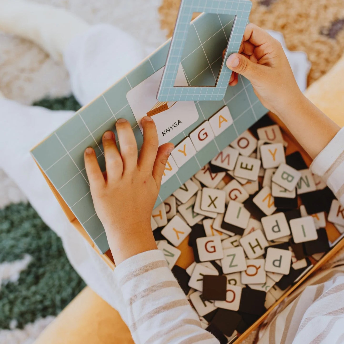 Magnetinė abėcėlė LT-EN, Magnetic Alphabet, Tu Tu Family