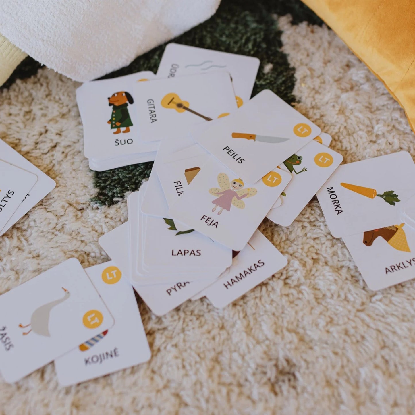 Magnetinė abėcėlė LT-EN, Magnetic Alphabet, Tu Tu Family