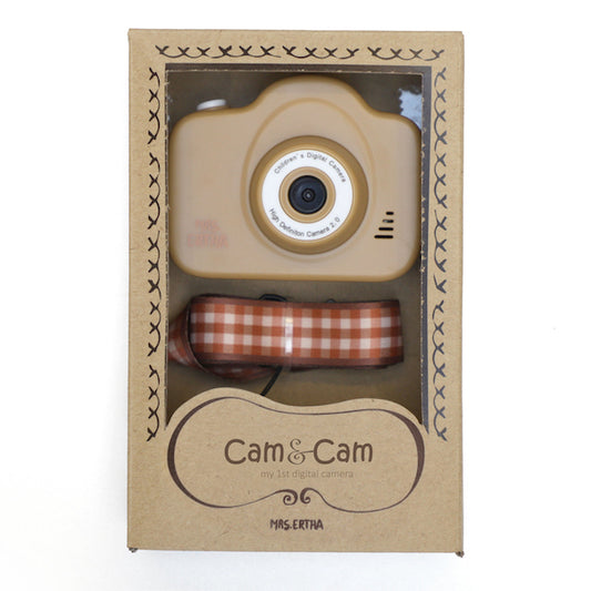 Bērna pirmais fotoaparāts