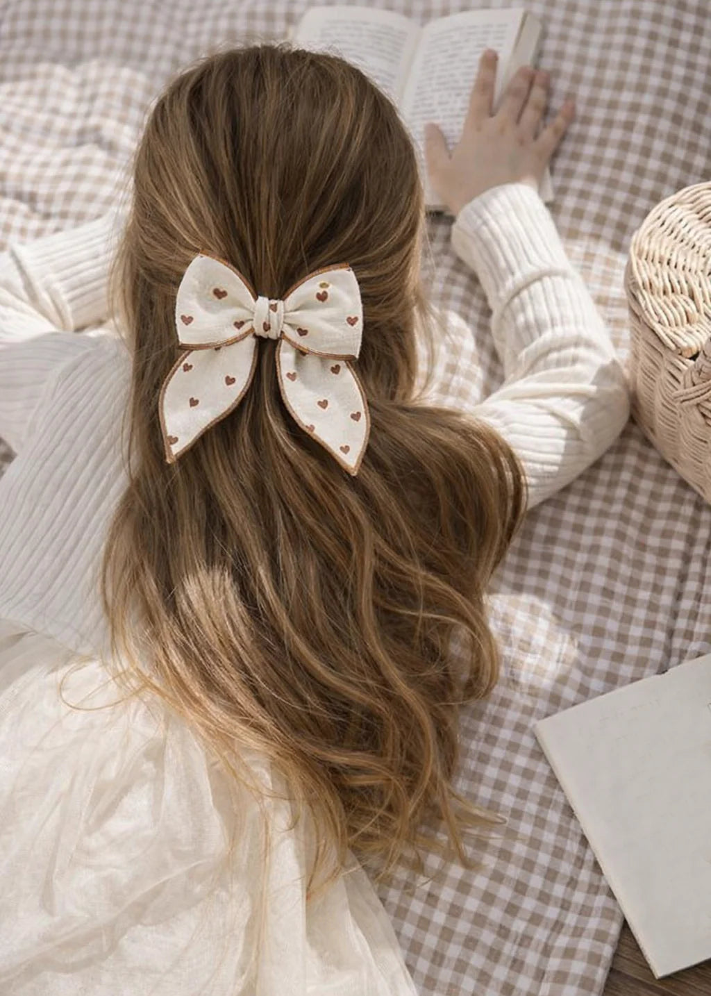 Matu Bante Tiny Hearts, Fable Bow Clip, Mrs.Ertha