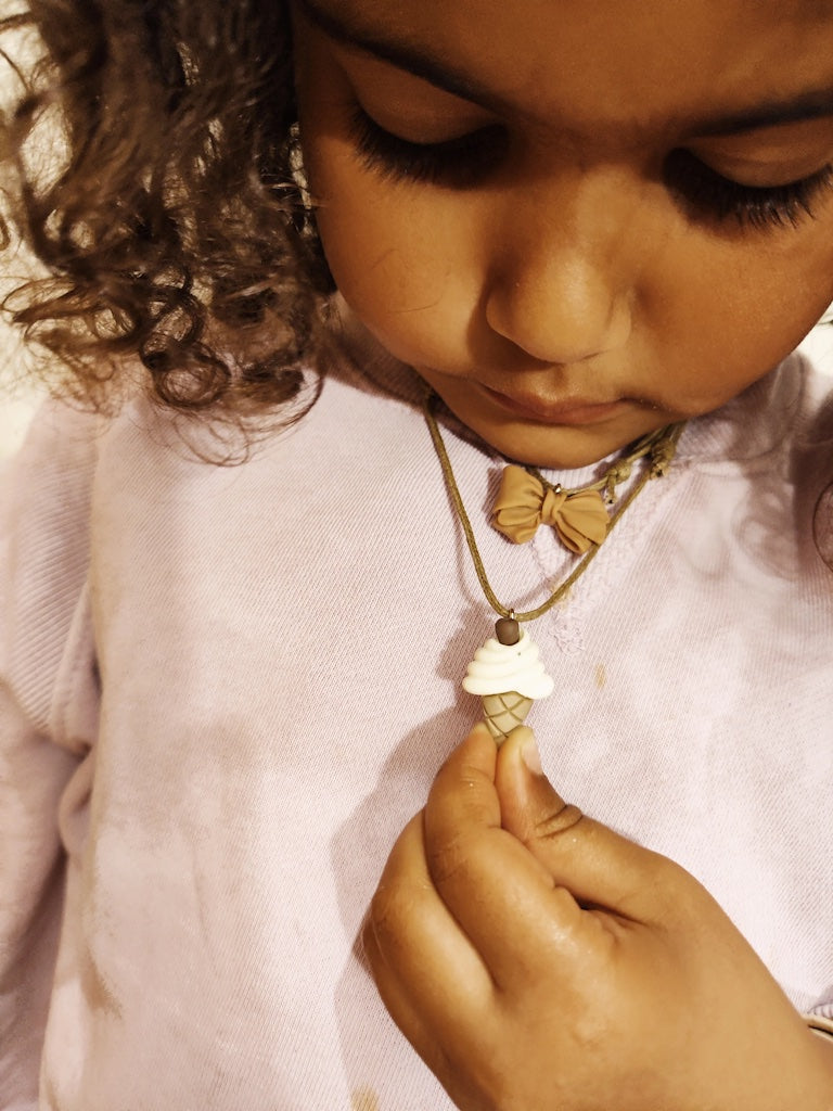 Kaklarotu komplekts, Pack of 3 Necklaces, Mrs.Ertha