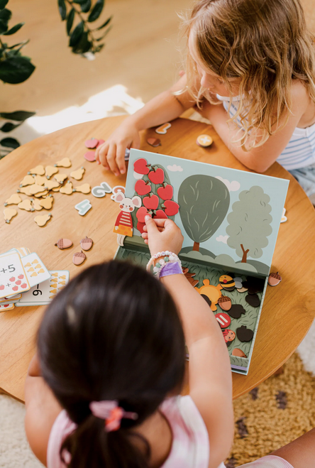 Magnētiskā matemātikas spēle, Magnetic Math Game Box, Tutu Family, Ražots Latvijā, Dāvanas bērniem