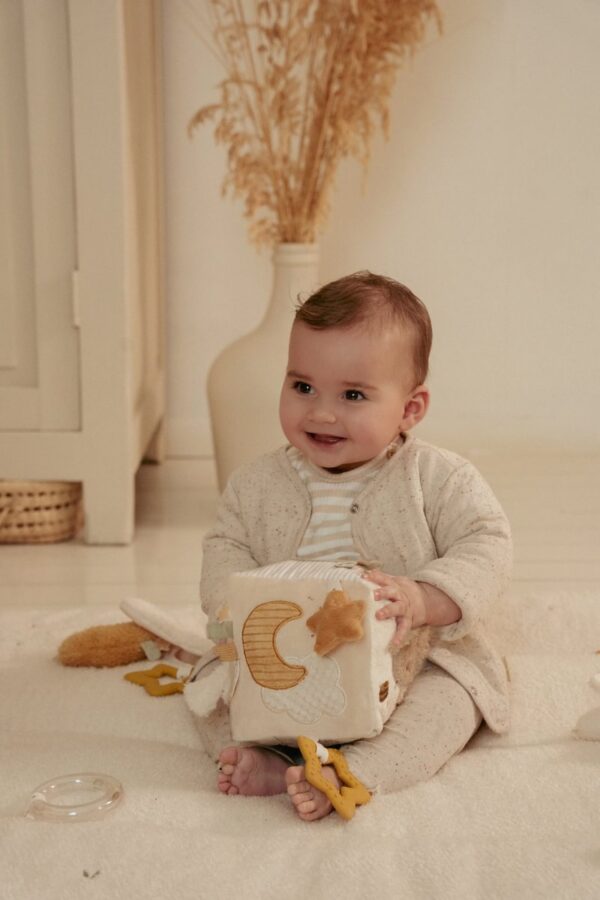 Mīkstais aktivitāšu kubs Newborn Naturals, Soft Activity Cube, Little Dutch