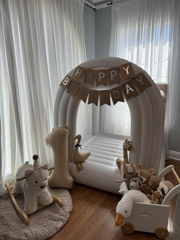 Bouncy Castle Baltā MINĪ pils 1.2m - piepūšamās atrakcijas noma Liepājā