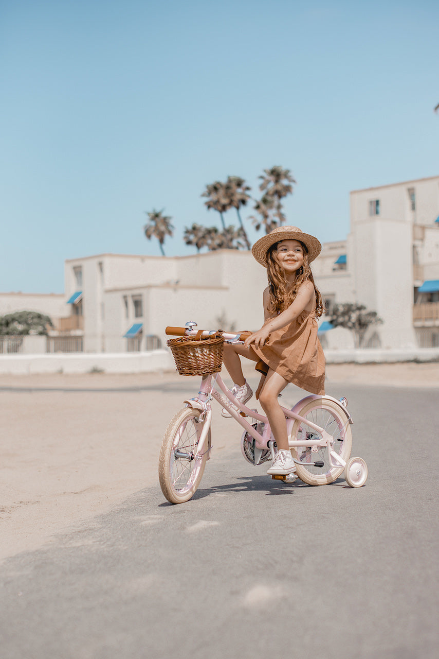 Bērnu divritenis ar pītu grozu, rozā, Classic Bike Vintage Pink, Banwood