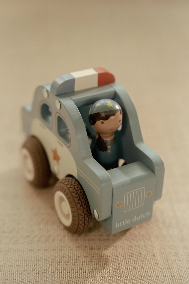 Koka policijas auto, Wooden Police Car, Little Dutch