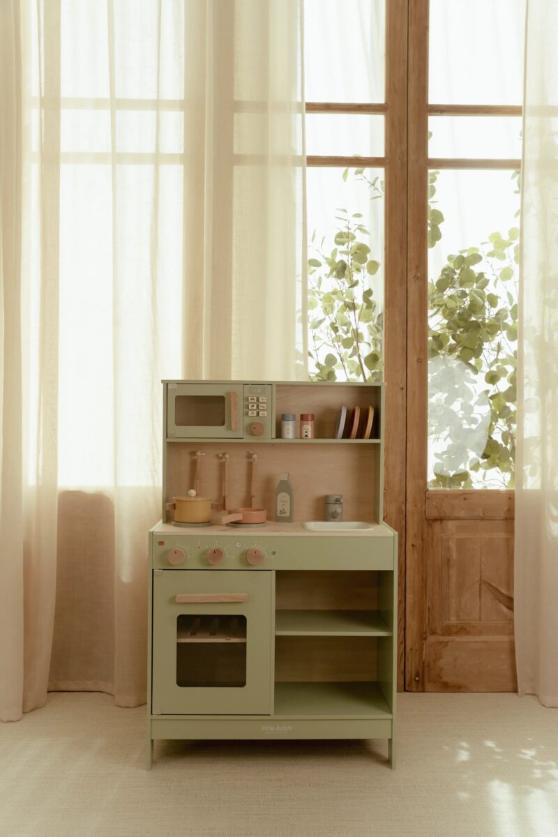 Bērnu rotaļu koka virtuve Wooden Play Kitchen Mint, Little Dutch