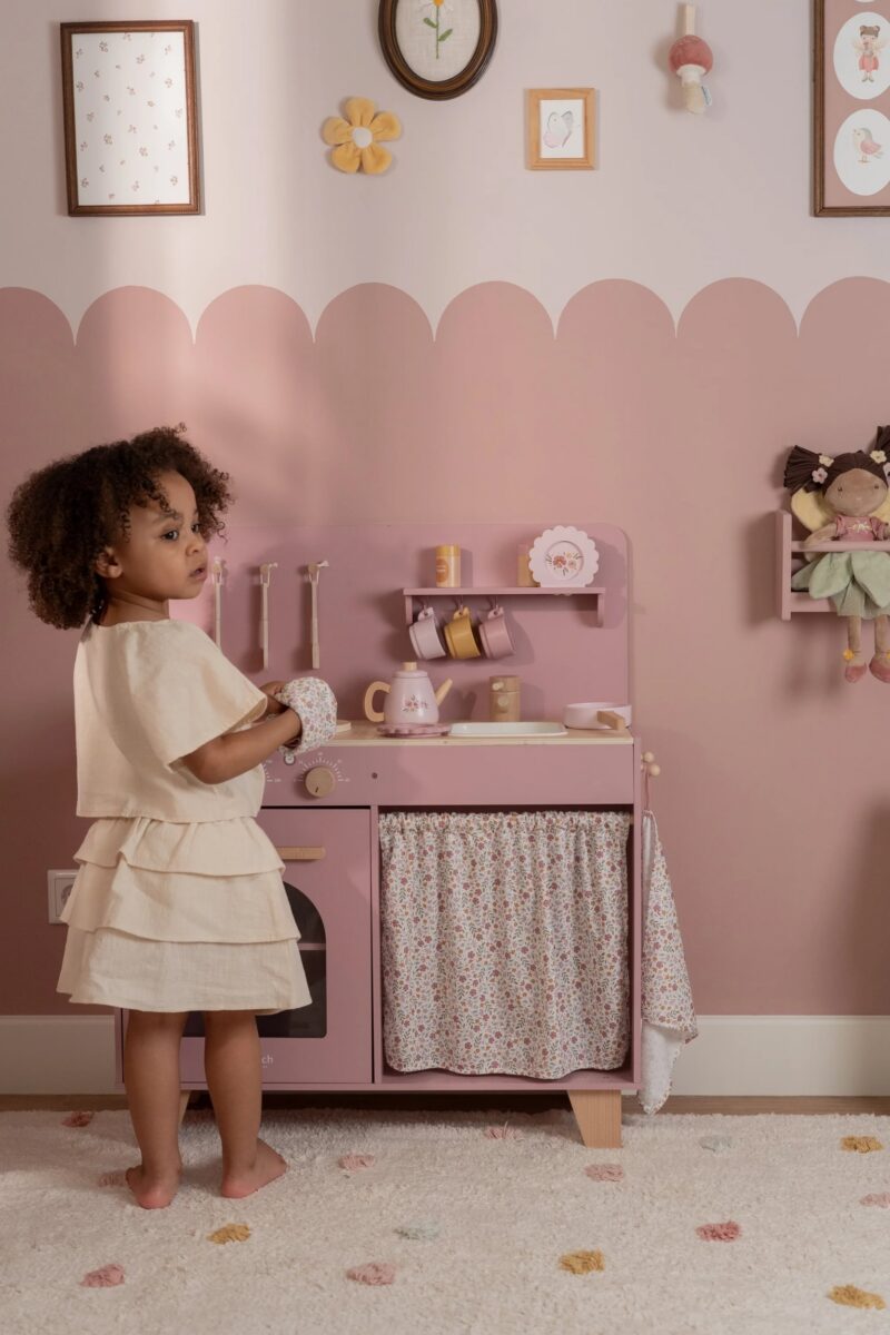 Bērnu rotaļu koka virtuve ar skaņu, Wooden Play Kitchen Sound, Little Dutch, ld2501