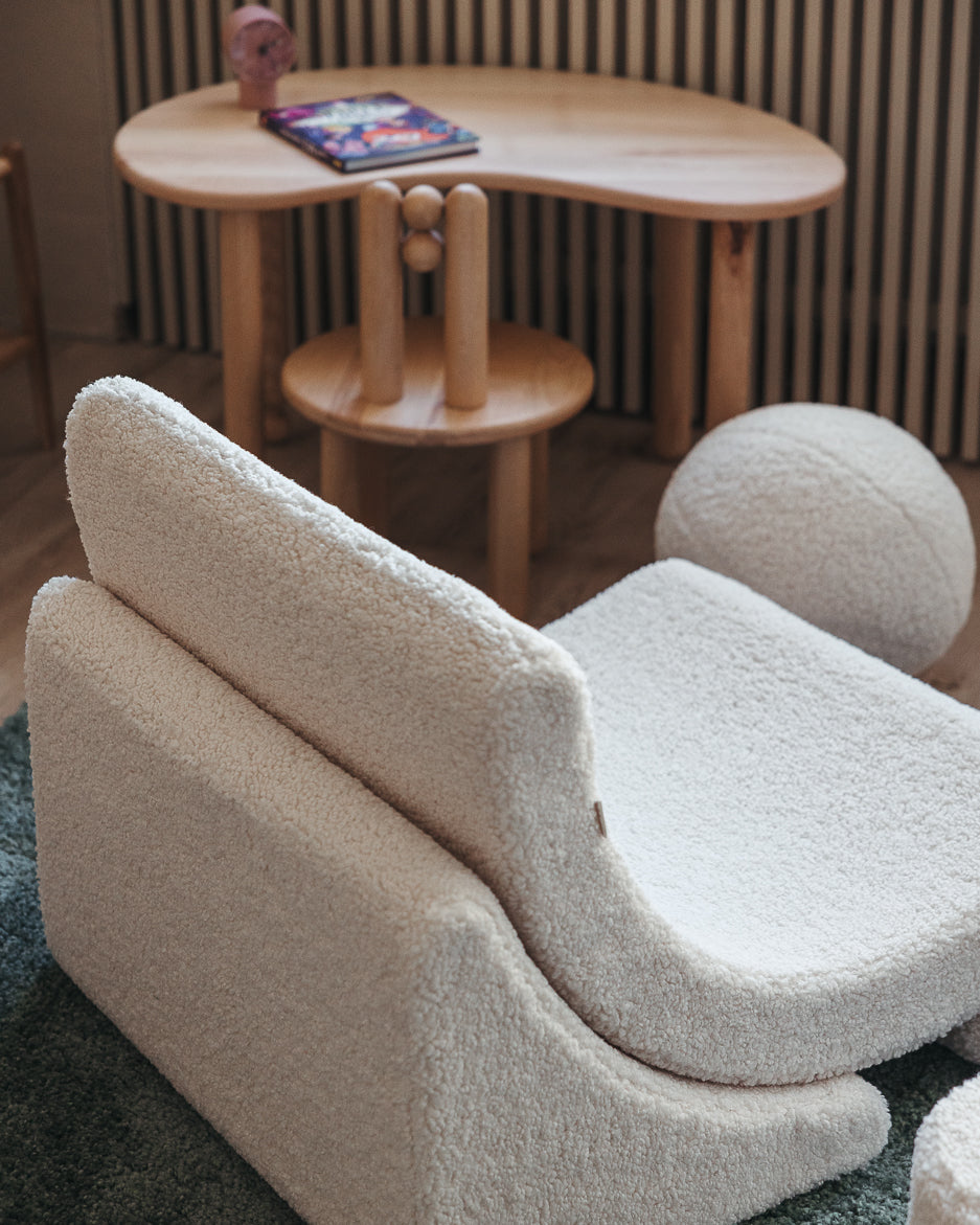 Poilsio kėdė „Cream White Moon Chair“, Wigiwama