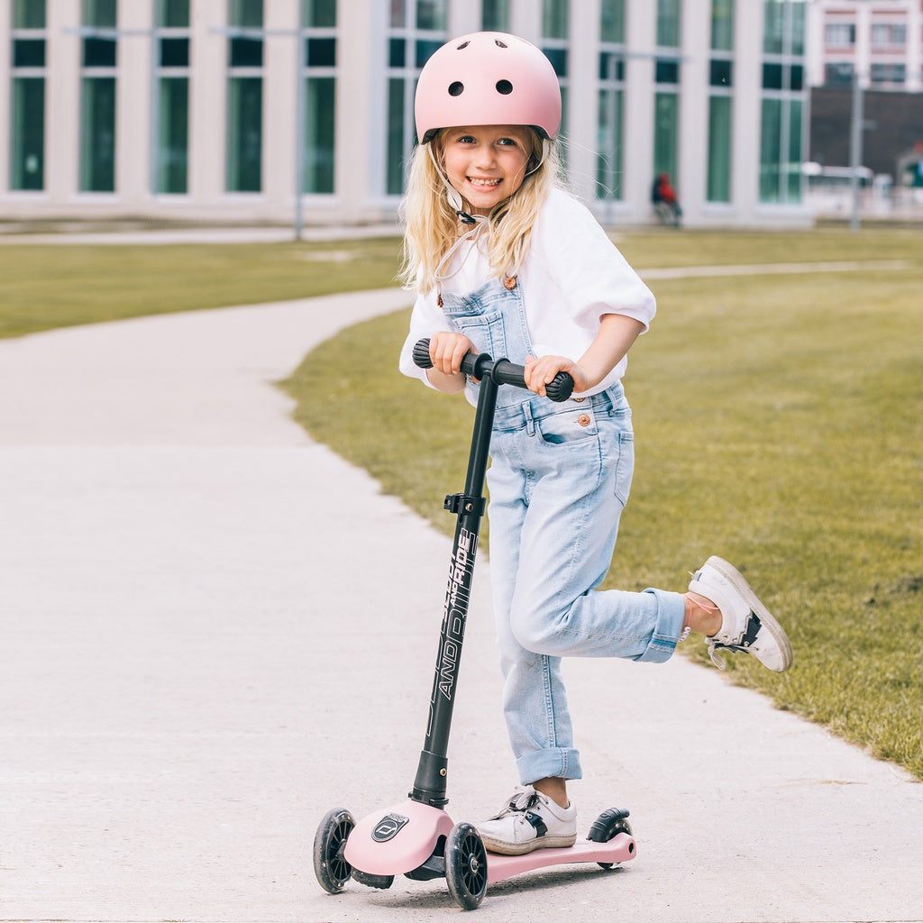 Bērnu skrejritenis rozā, Highwaykick 3 LED, Rose, Scoot and Ride