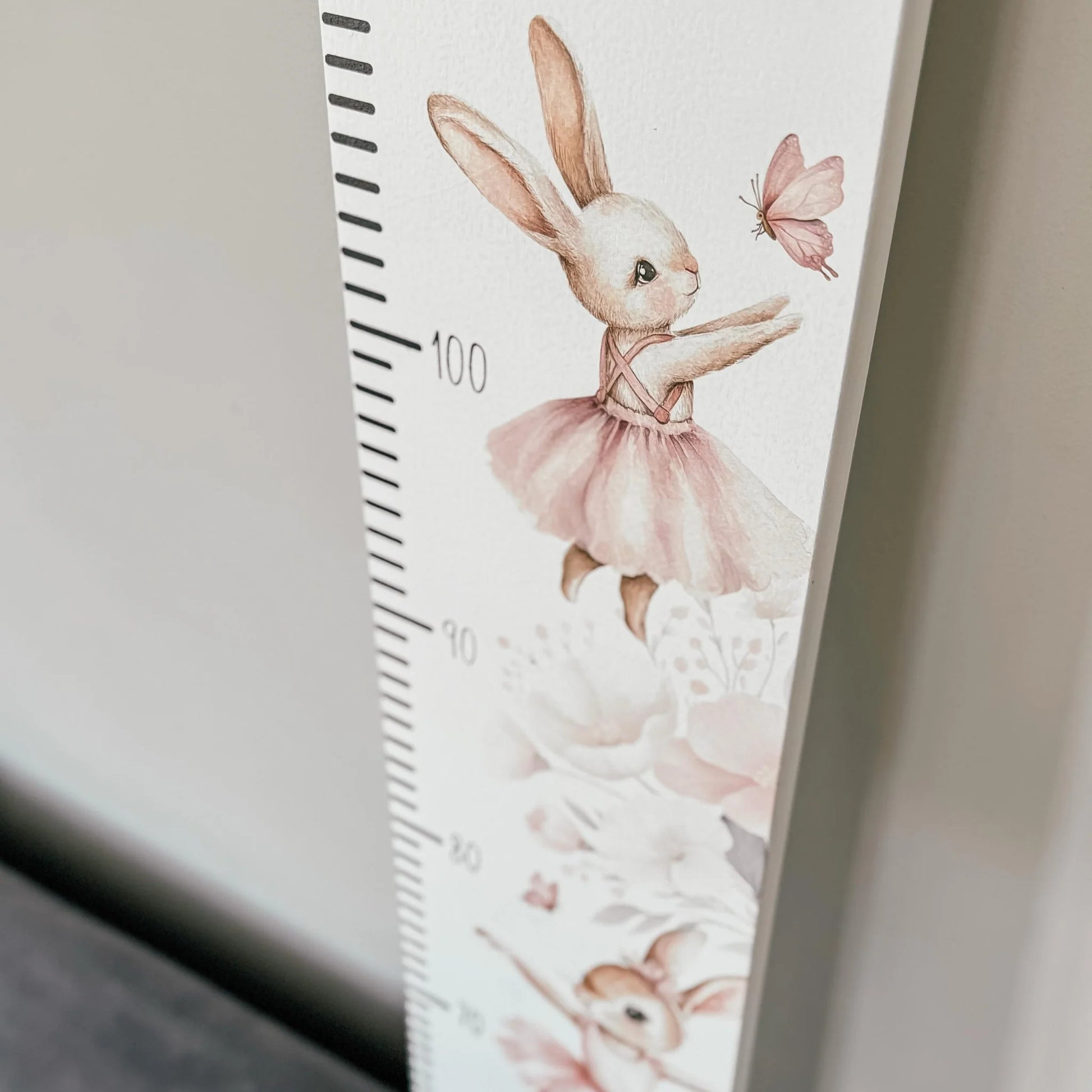 Zaķītis - Personalizēts koka auguma metramērs bērnam