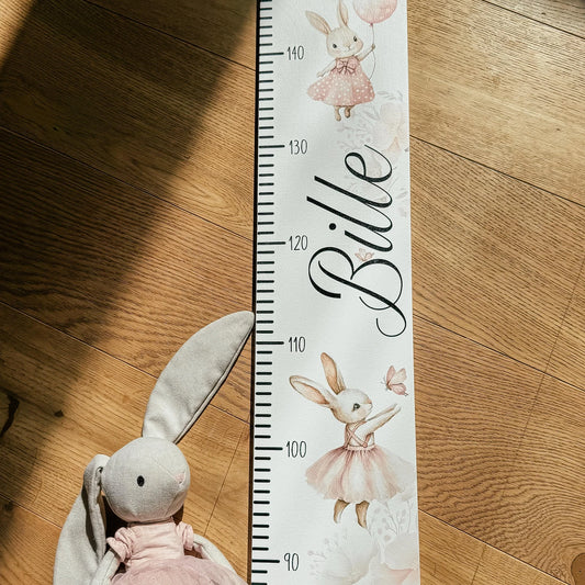 Zaķītis - Personalizēts koka auguma metramērs bērnam