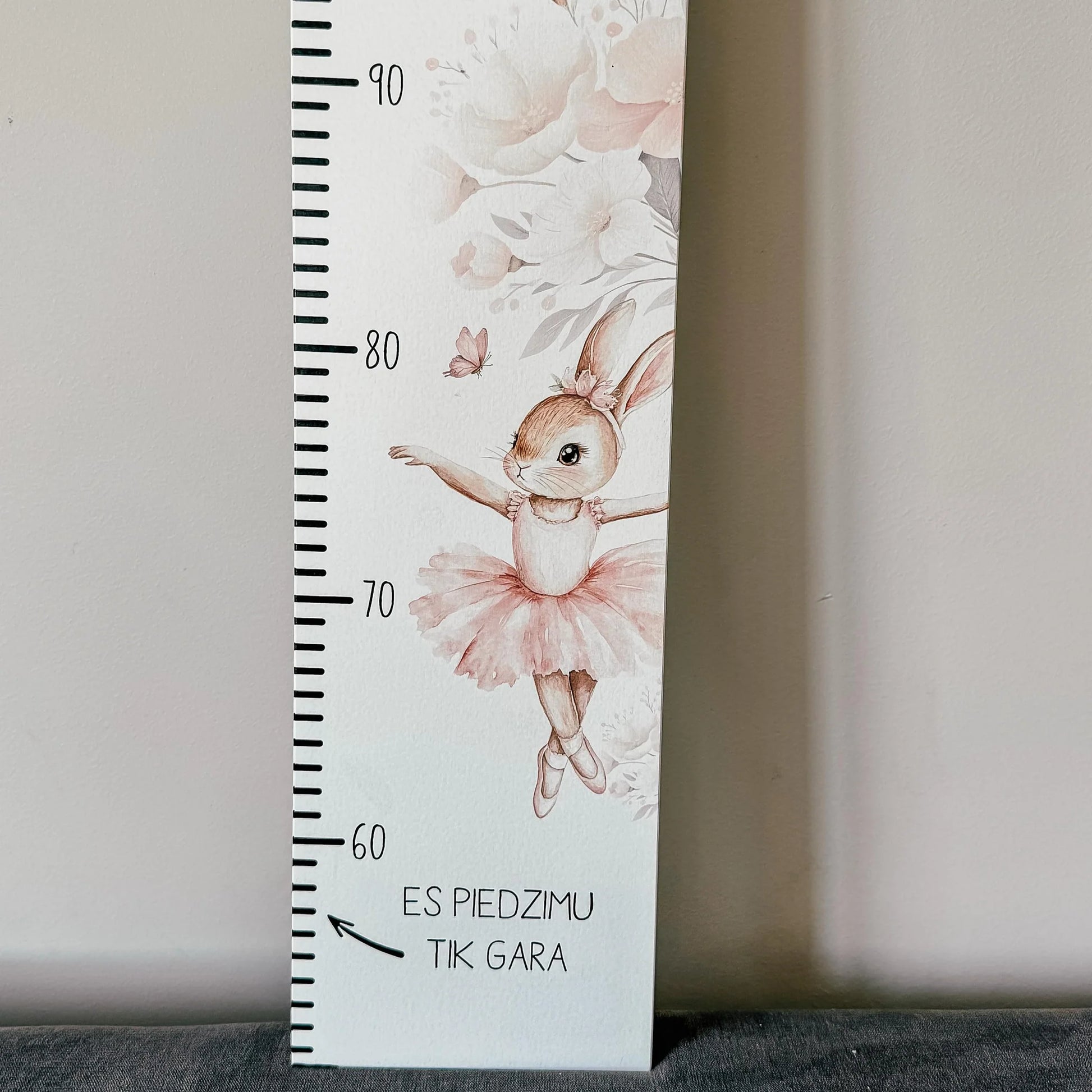 Zaķītis - Personalizēts koka auguma metramērs bērnam