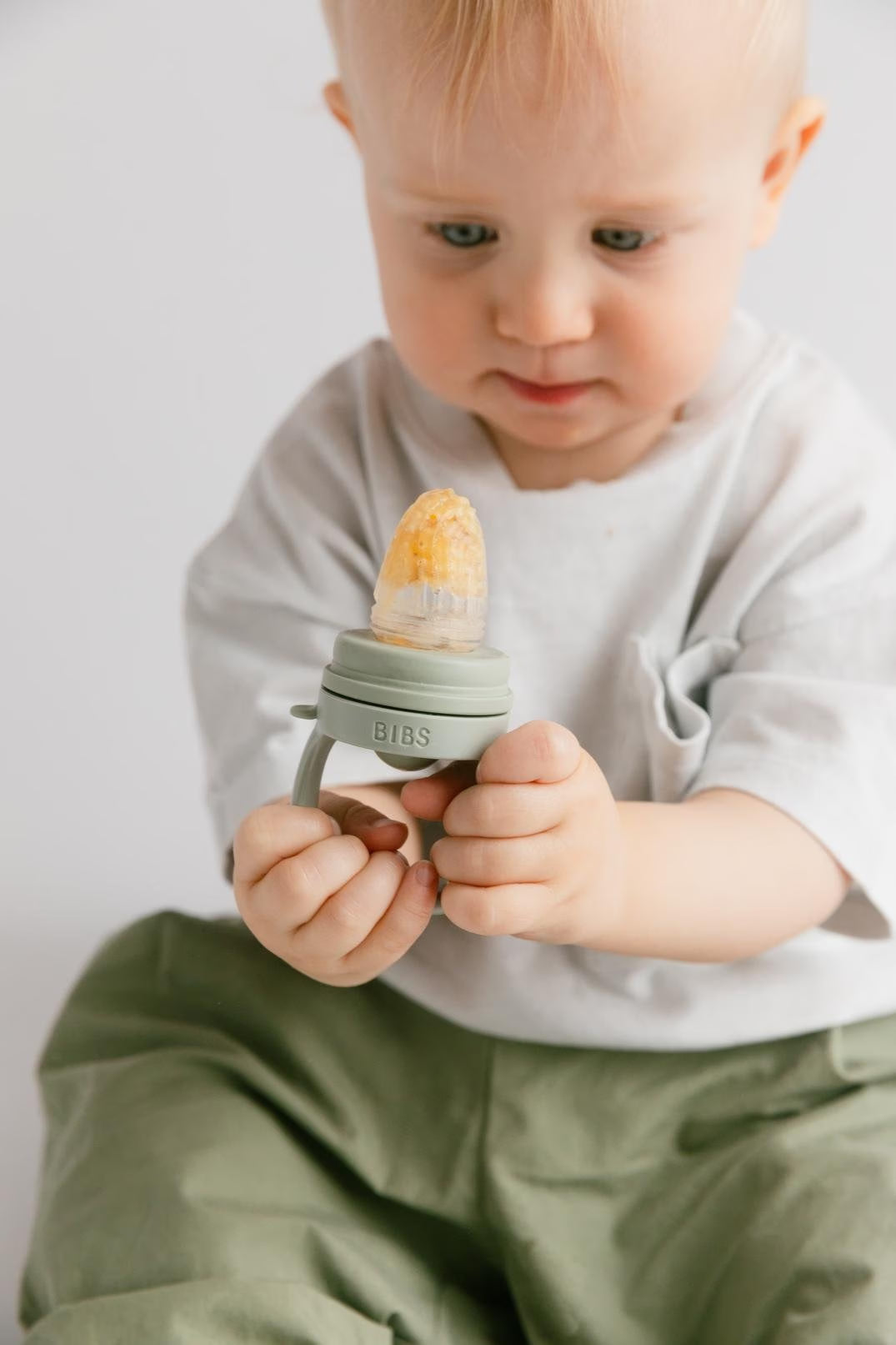 Fīderis/barošanas knupis, Baby Feeder Sage, zaļš, BIBS, 4350250