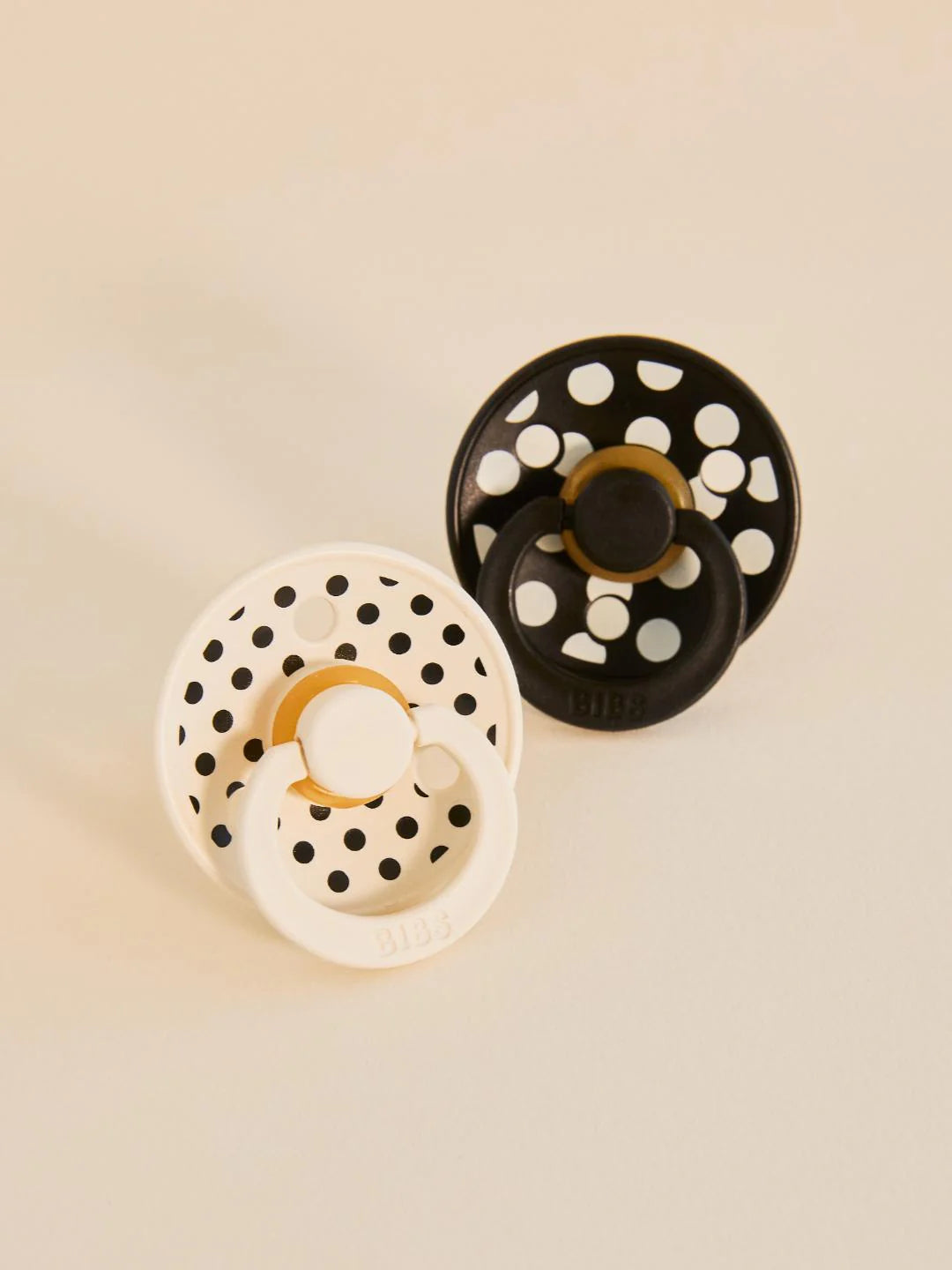 Knupīši - Colour Round Polka Dot Ivory & Black, BIBS, 2 gab