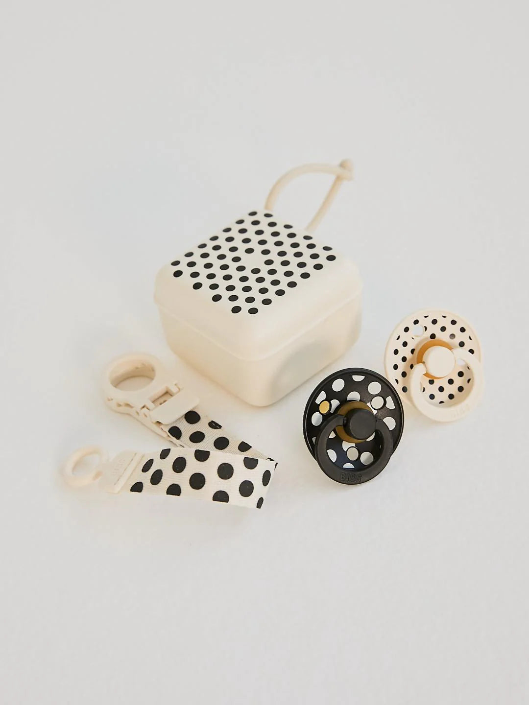 Knupīši - Colour Round Polka Dot Ivory & Black, BIBS, 2 gab