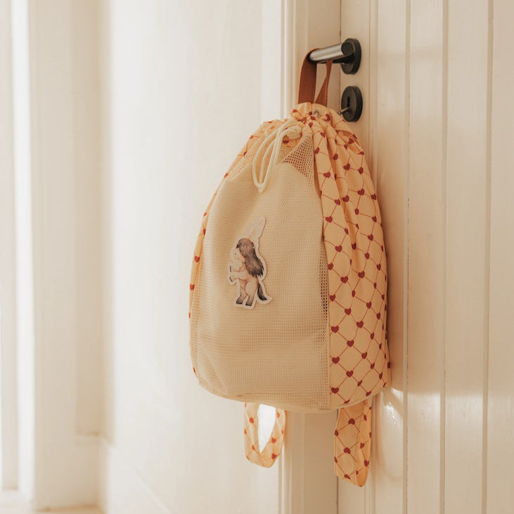 Tīkliņu mugursoma pludmalei Lovely Roots, Beach Net Backpack, Mrs.Ertha