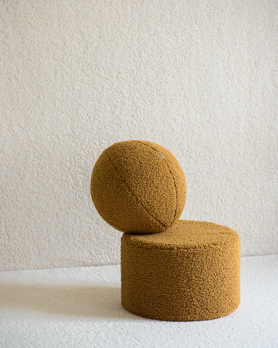 Maple Pouffe, Wigiwama