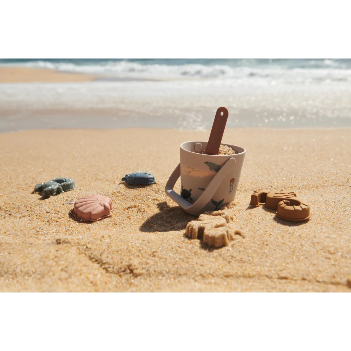 Pludmales rotaļlietu komplekts, Gilma Sea Creature Beach Set, Liewood, LW20020