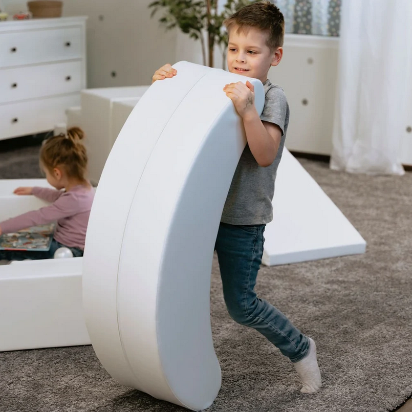 Iglu sūpynės banano formos, baltos - nuoma