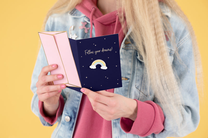 Apsveikuma kartīte Card with enamel pin Rainbow, Party Deco, KAR5