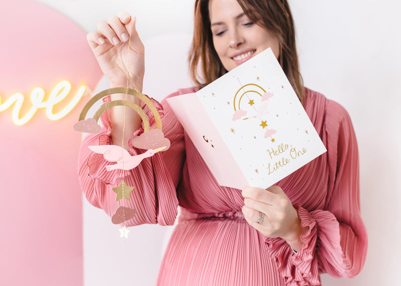 Apsveikuma kartīte Hello Little One ar pievienotu dekoru, rozā