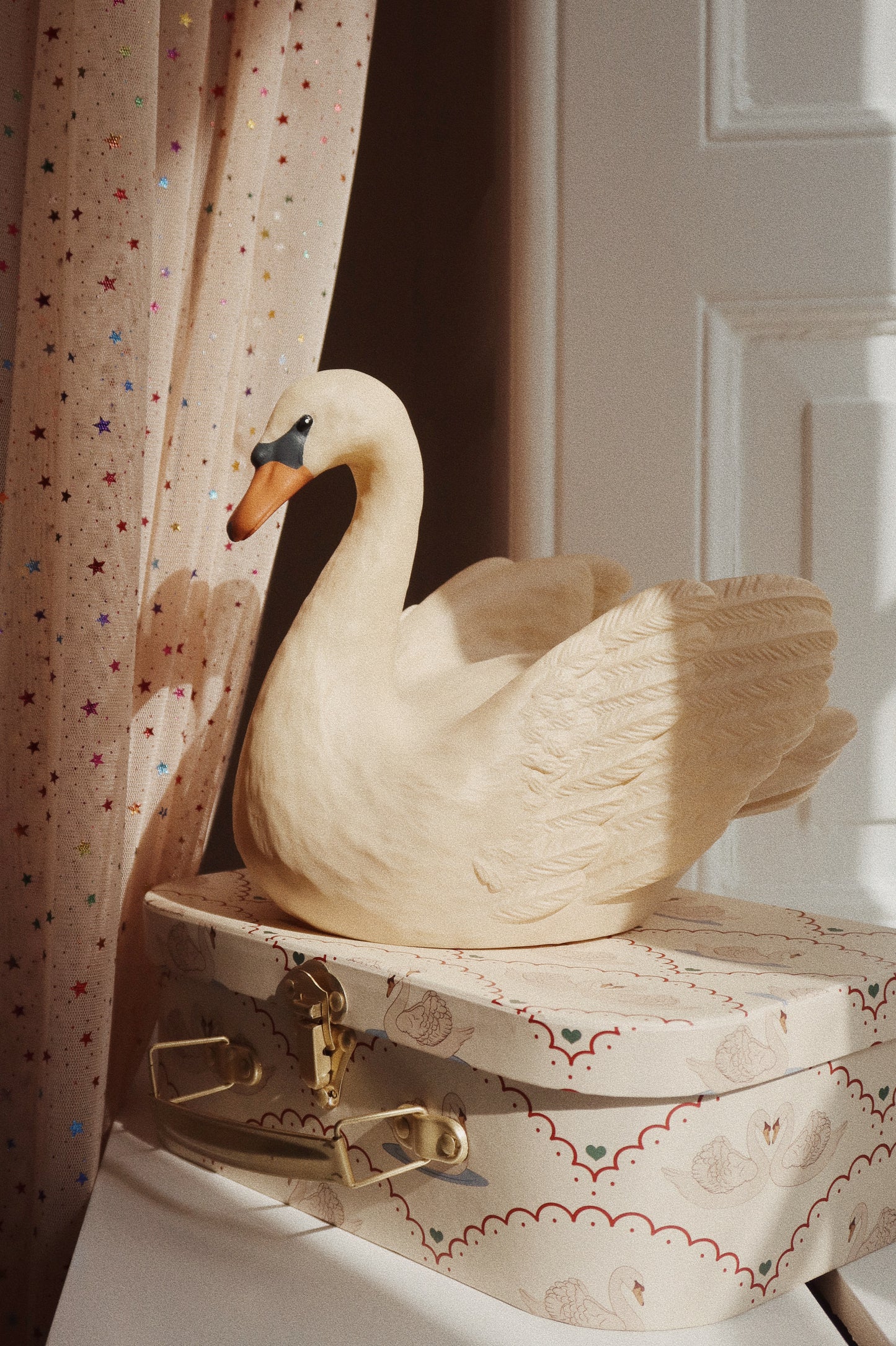 Gulbja naktslampiņa Swan Lamp, Konges Slojd, KS6541-BEIGE