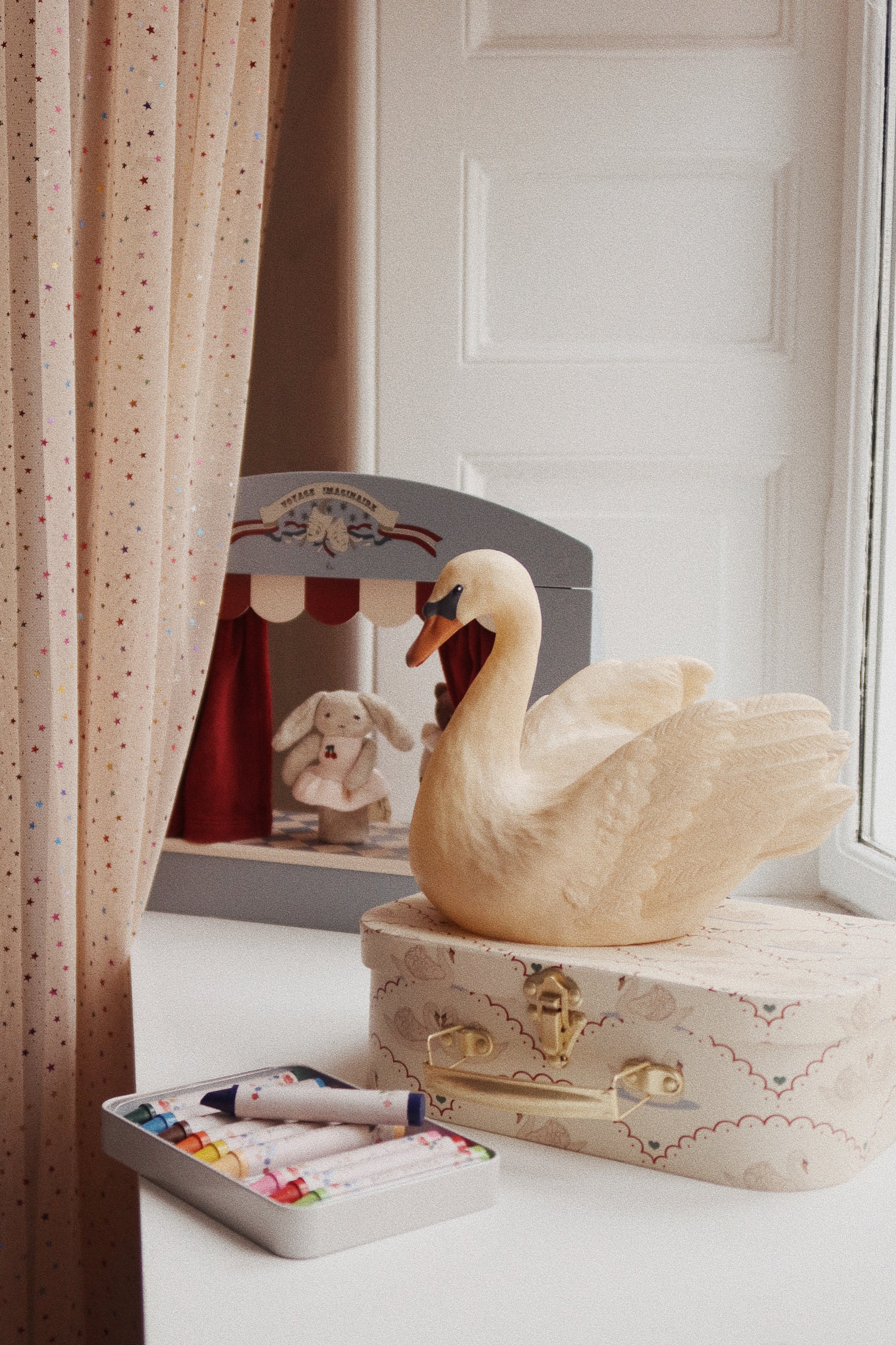 Gulbja naktslampiņa Swan Lamp, Konges Slojd, KS6541-BEIGE