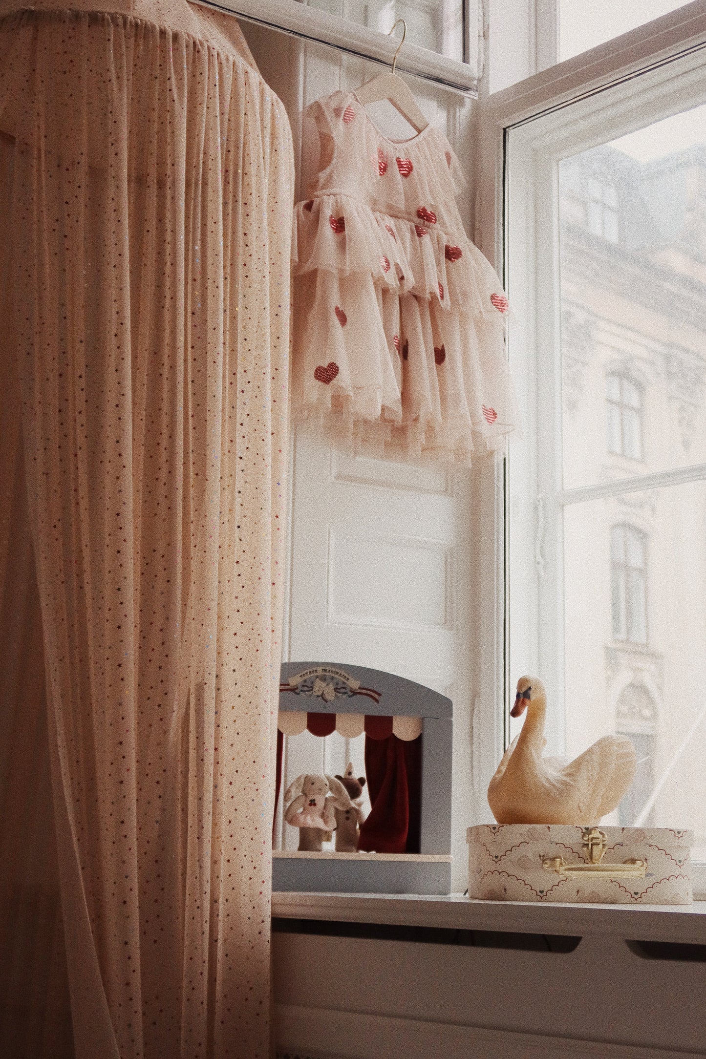 Gulbja naktslampiņa Swan Lamp, Konges Slojd, KS6541-BEIGE
