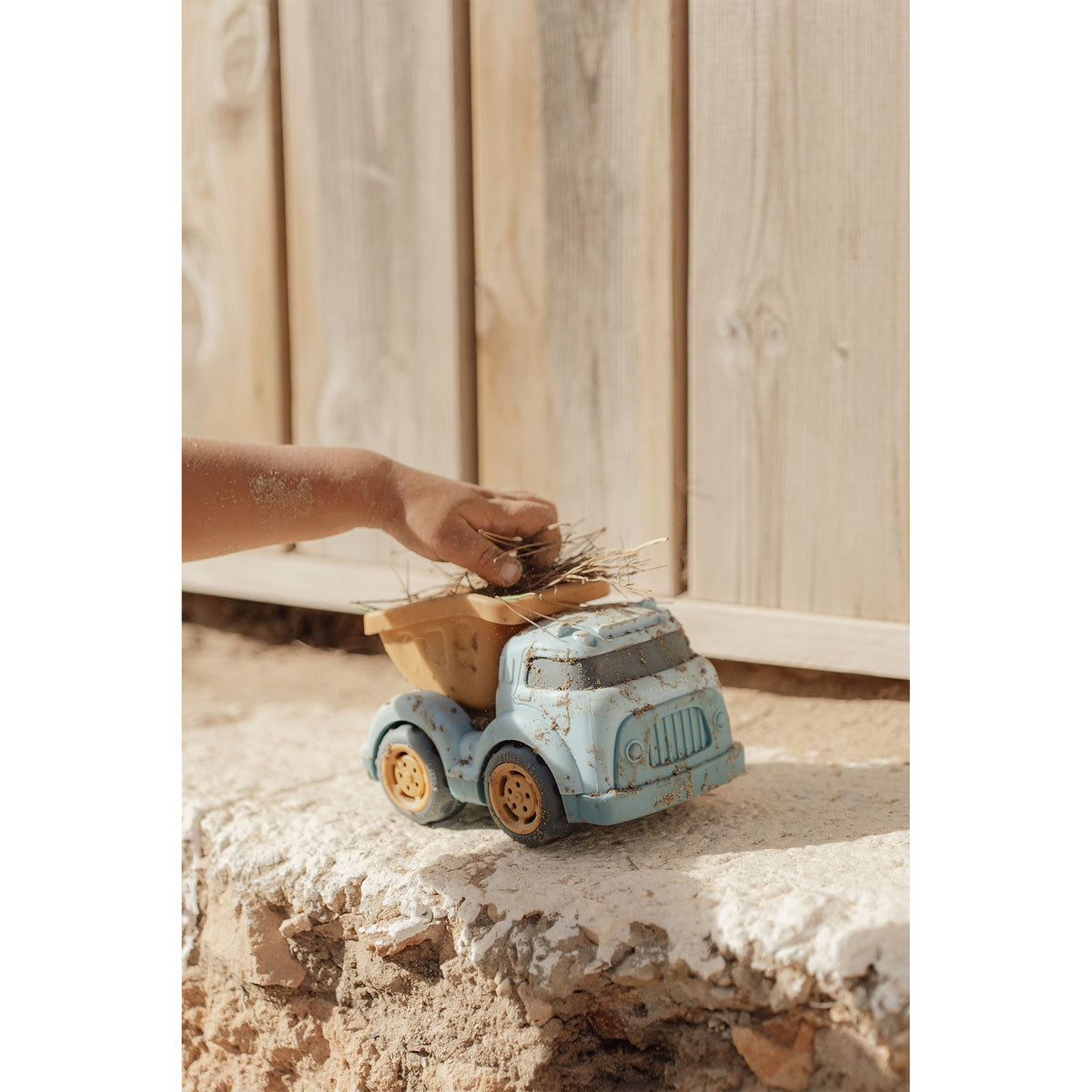Pludmales smilšu auto Ocean Dreams Blue, Dump Truck, Little Dutch, LD2012518
