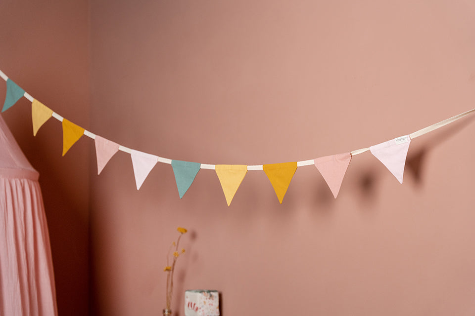 Karodziņu virtene rozā, Pink garland, Little Dutch, AC21052006