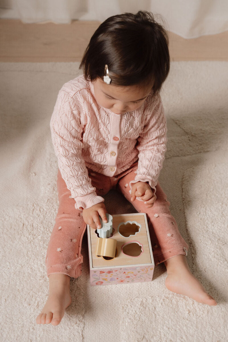 Koka formiņu šķirotājs Fairy Garden, Shape Sorter, Little Dutch, LD7347