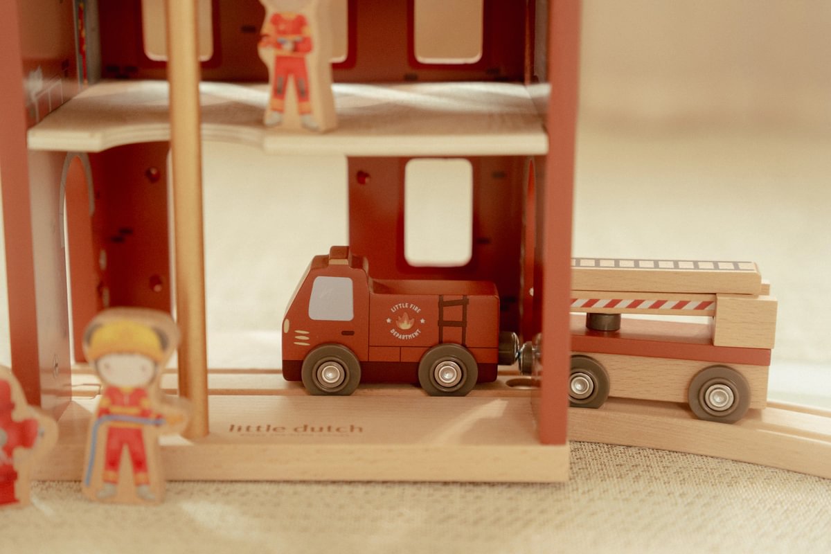 Koka ugunsdzēsēju depo, Wooden Fire Station, Little Dutch, LD2538