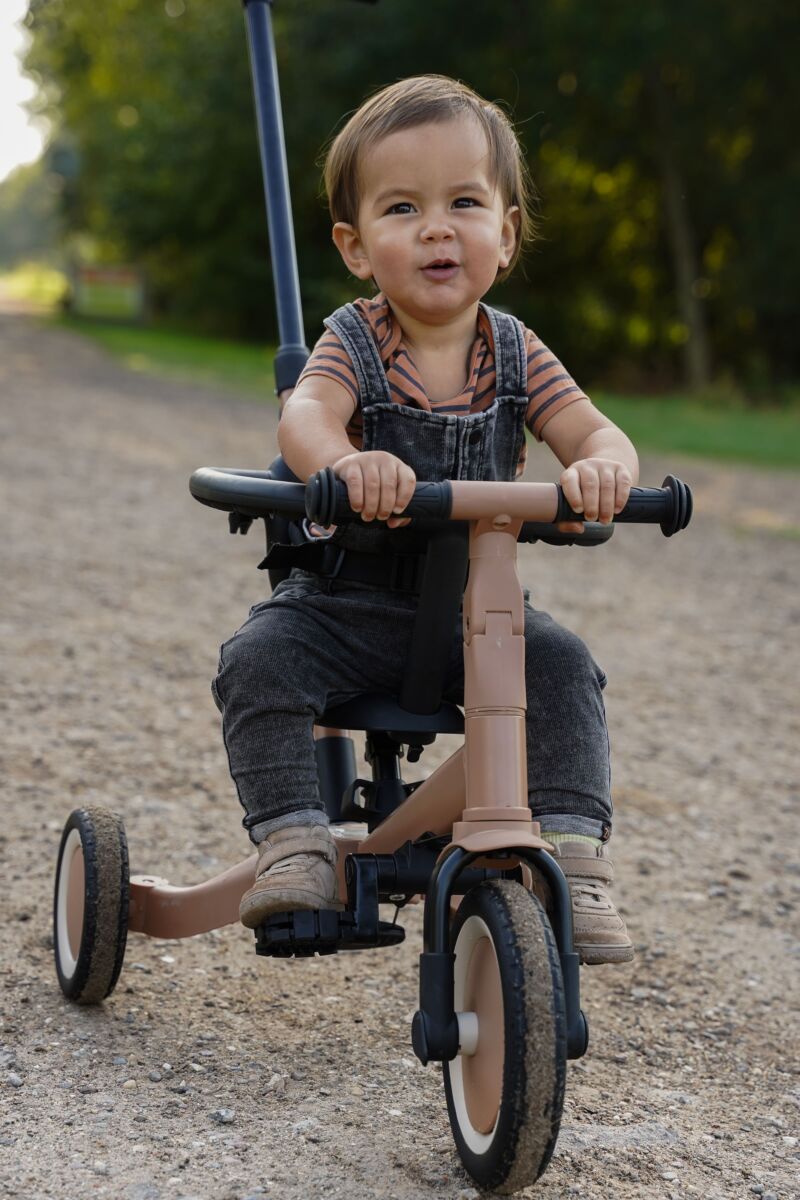 Kaya transformējams trīsritenis, 4 in 1 tricycle, LIO Macchiato, Topmark, T6080.macchiato