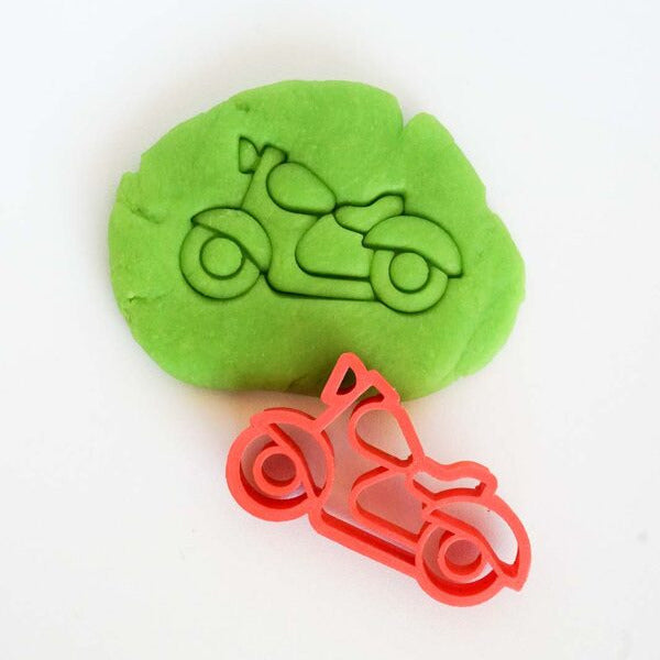 Plastilīna formiņa - motocikls, sarkans, MĪCI