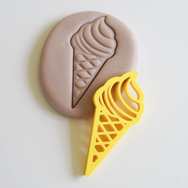 Plastilīna formiņa - saldējums, dzeltens, MĪCI