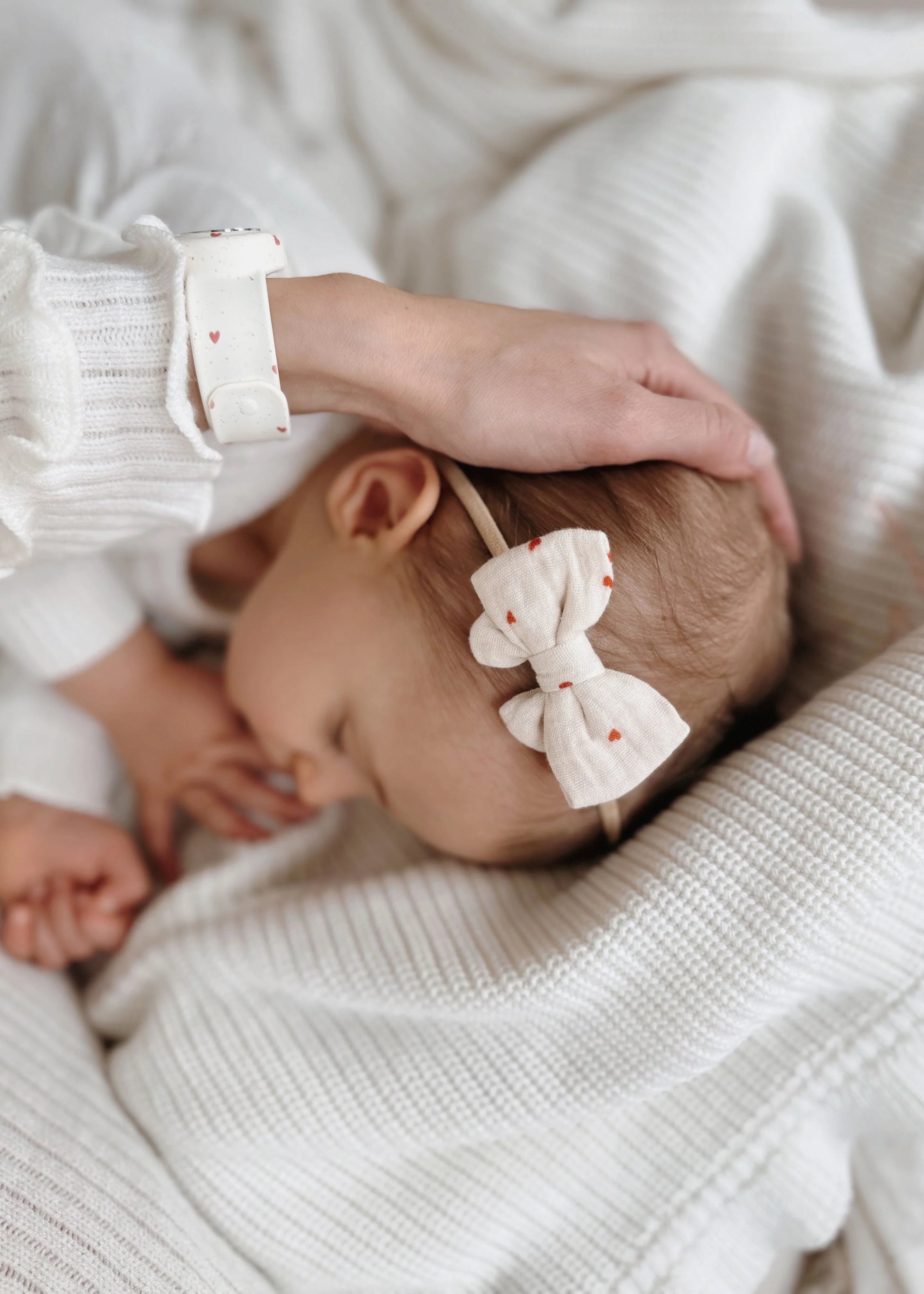 Galvas bante mazuļiem, Little Bow Headband Tiny Hearts, Mrs.Ertha