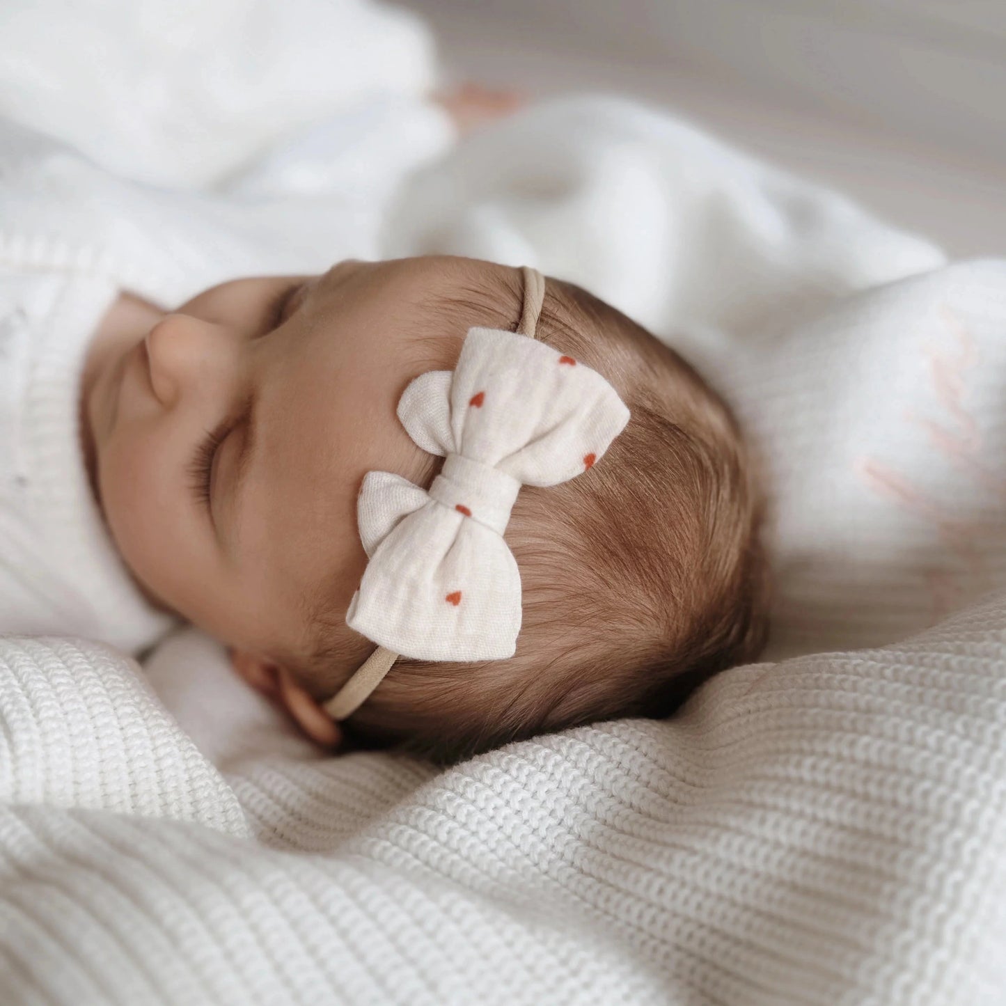 Galvas bante mazuļiem, Little Bow Headband Tiny Hearts, Mrs.Ertha