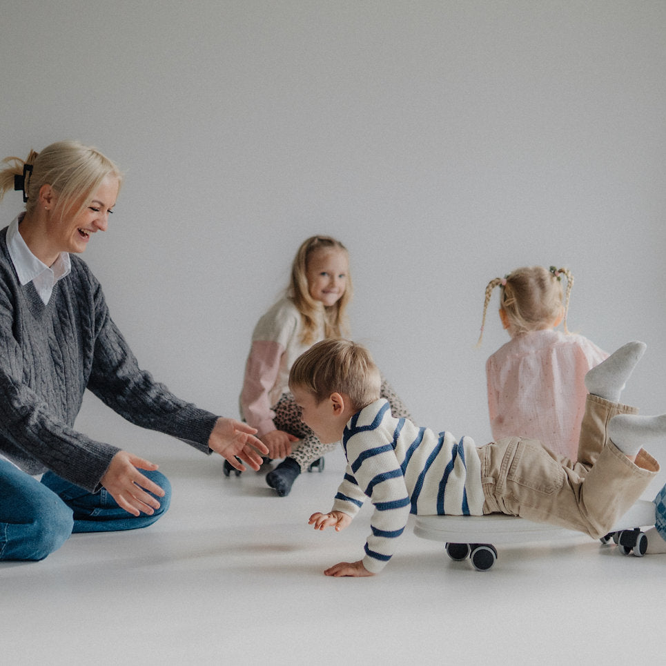 Mazais Sērfotājs Sērfa dēlis - Soft Rider Play on Wheels, balts