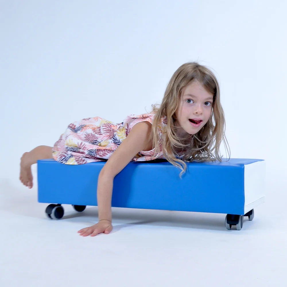 Mīkstie kluči uz riteņiem Mazais Sērfotājs,  Soft Play on Wheels, Oplay, red, OP09
