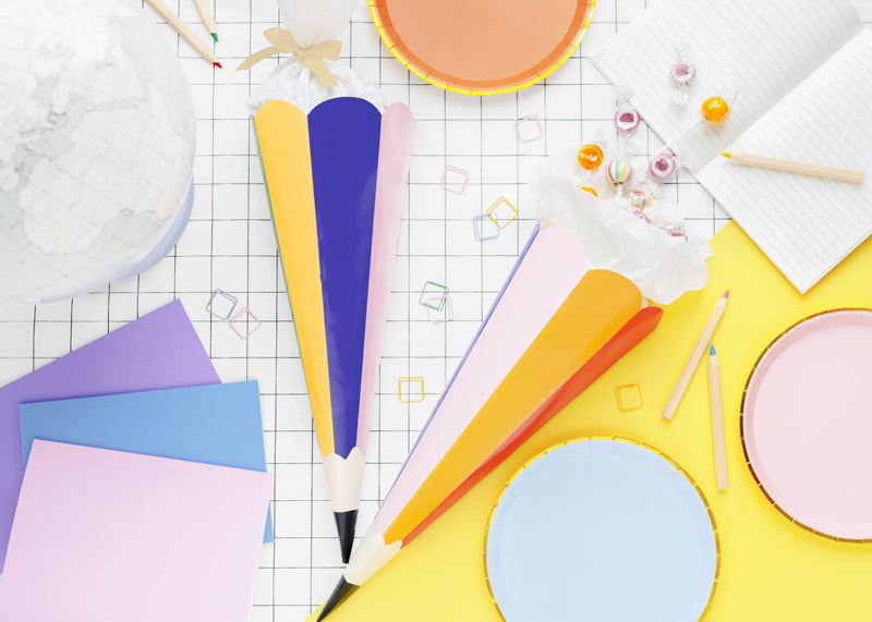 Dāvanu konuss Krītiņš, skolas saldumu tūta, Candy Cone Crayon, RNS1, Party Deco