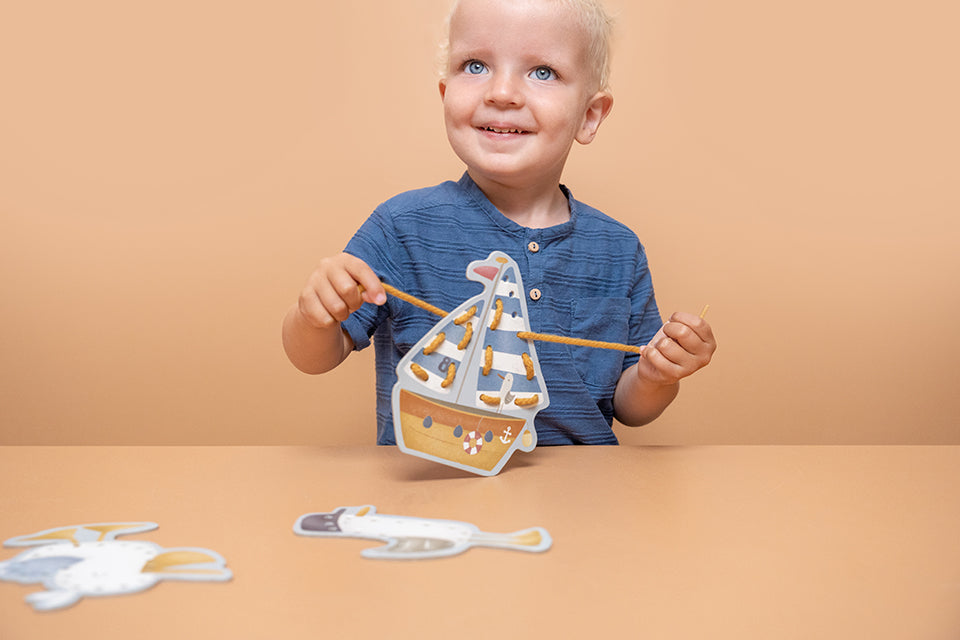 Šņorēšanas spēle, kārtis, Lacing Cards, Sailors Bay, Little Dutch Sailors Bay, 120716