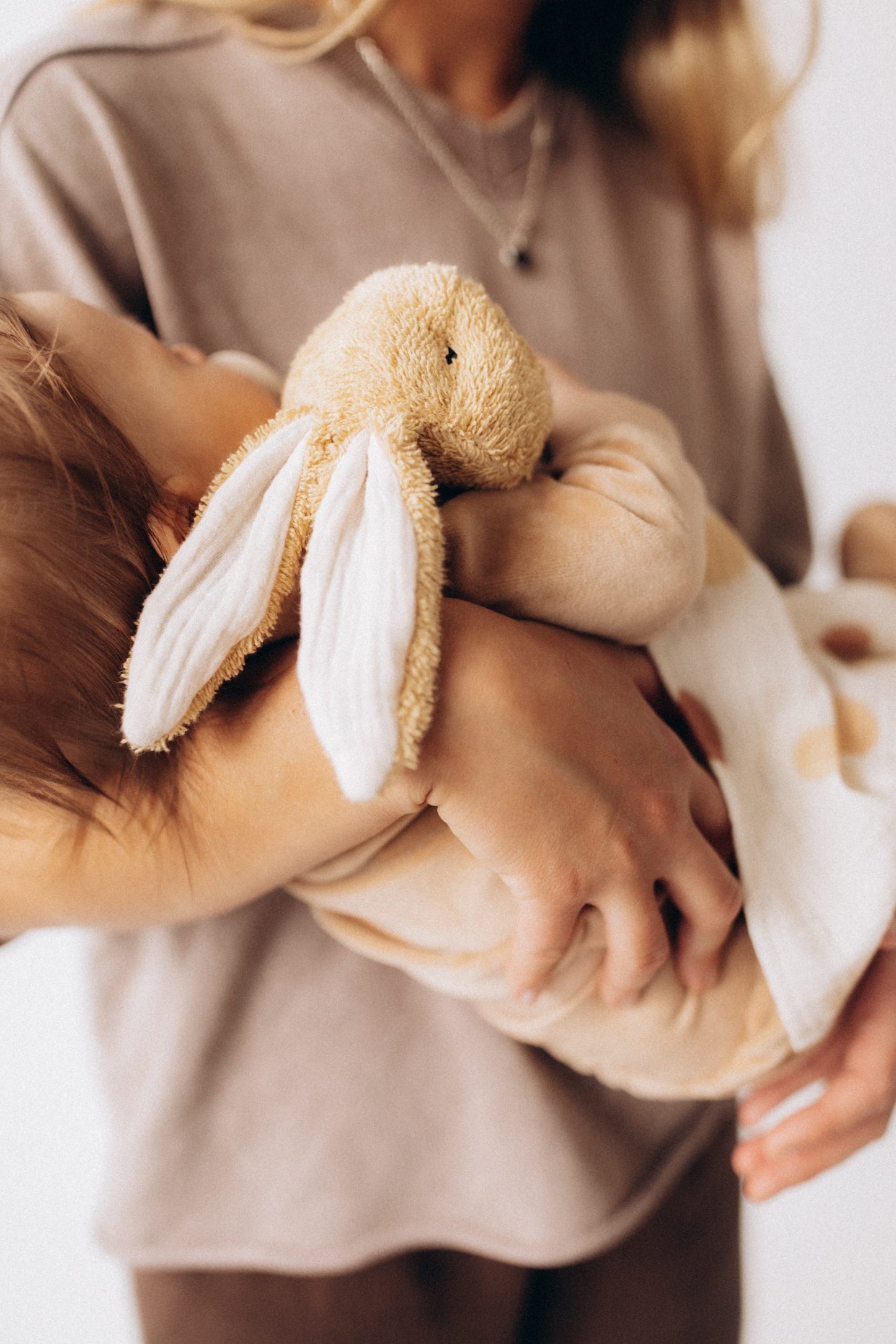 Muslīna sedziņa Zaķis, Muslin Comforter Soft Bunny, Wooly Organic, T-912-B-129