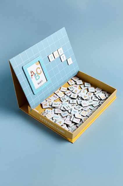 Magnētiskais alfabēts, Magnetic Alphabet LV-ENG, Tutu Family